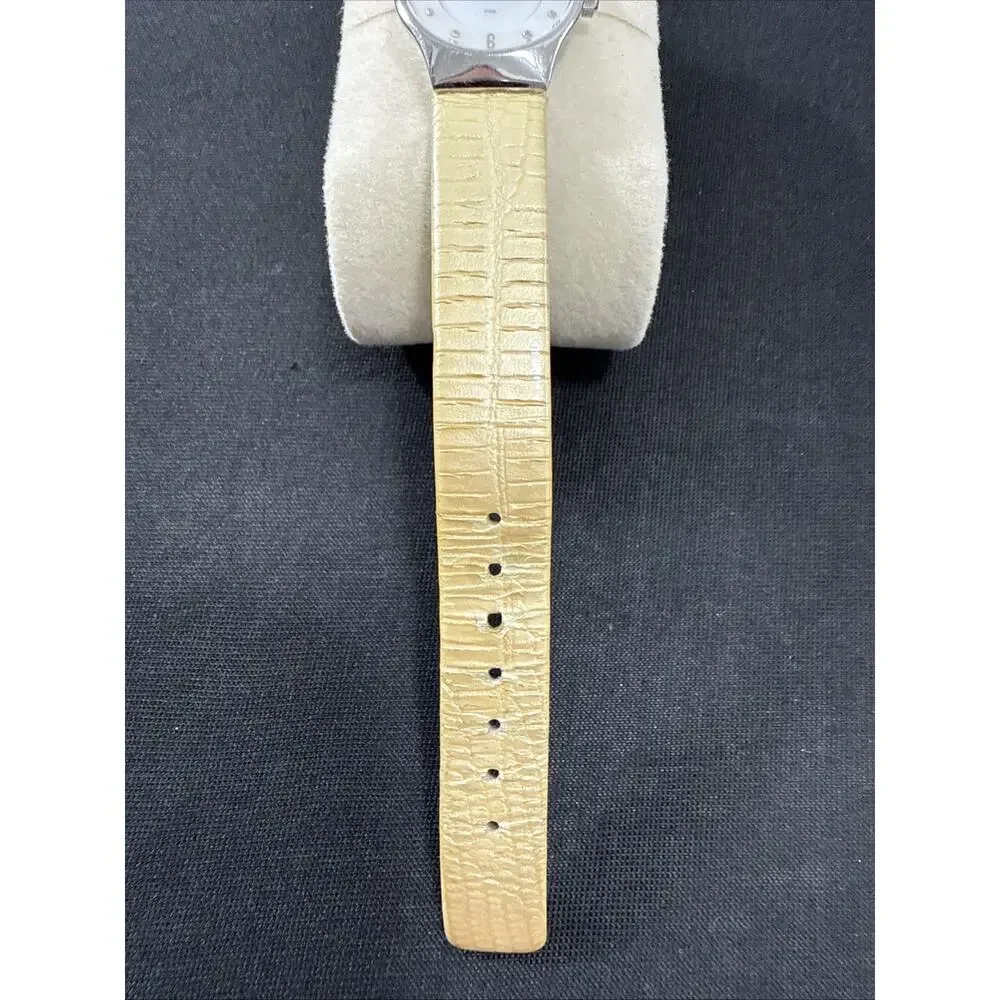 Vintage Womens Skagen Denmark Slim Steel Leather Band New Battery Runs Excellent